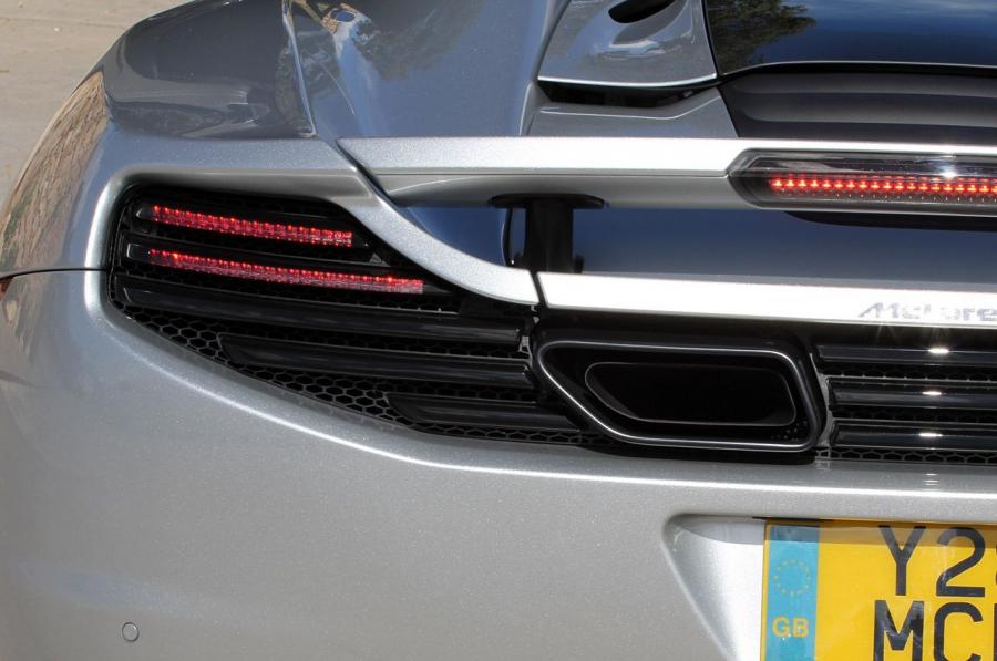  McLaren MP4-12C Spyder 2012 года  (фото 200 из 270)